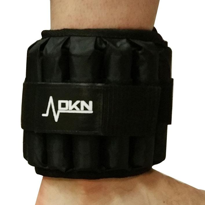 |DKN 2 x 5kg Adjustable Ankle Weights - In Use|